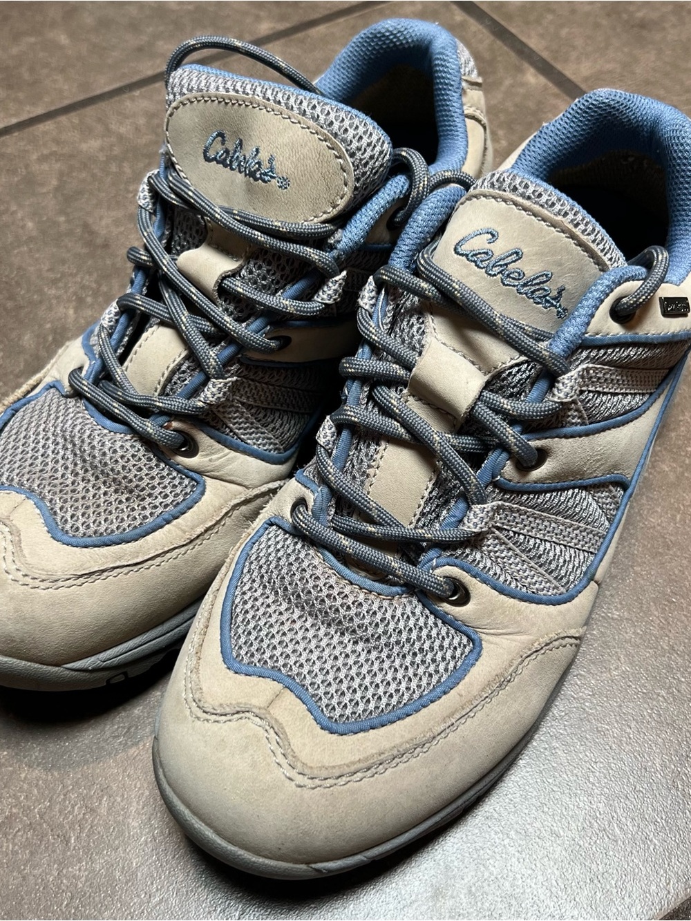 Cabela’s Womens 9.5 B Suede Mesh Trail Hiking Shoes Beige Blue 82-4402